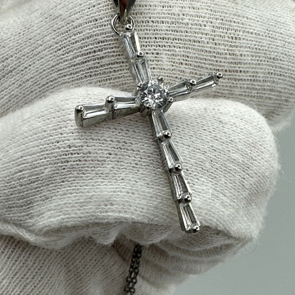 Vintage Sterling Silver .925 crystal‎ cross Necklace #377